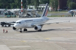 Eine Maschine von Air France in der Parkposition