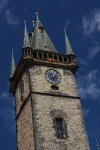 Rathausturm in Prag (stündliches Trompetensignal)